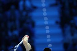 （体育）网球——ATP年终总决赛半决赛：辛纳胜德米纳尔