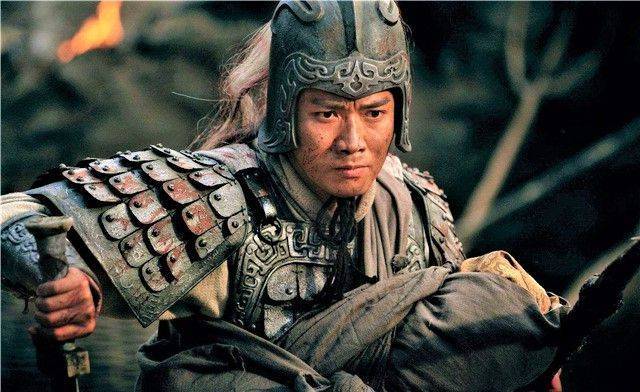 韩德四子瞬间被70岁的赵云擒1人,杀3人,真实的赵云到底多厉害?