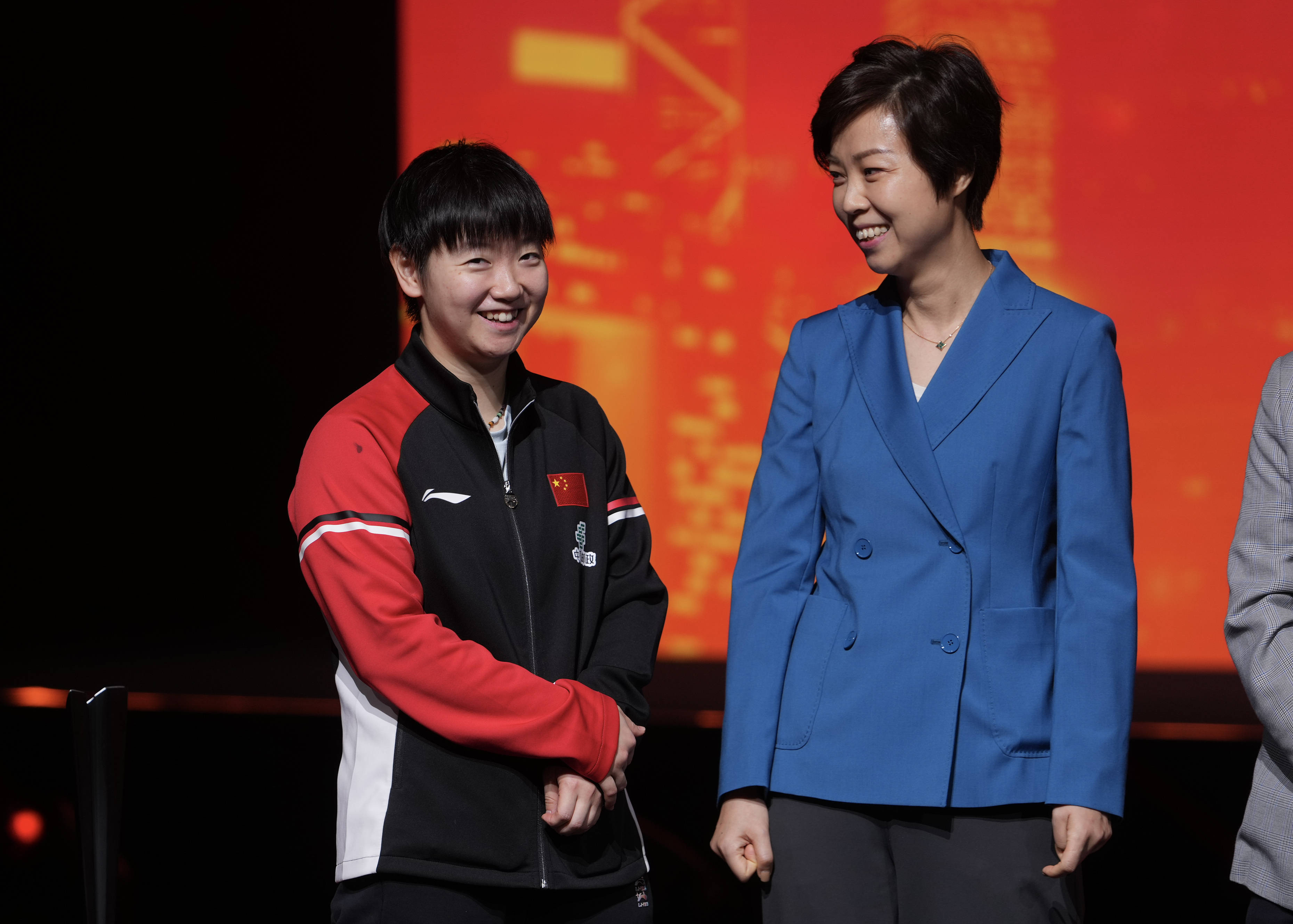 (体育)乒乓球——WTT香港总决赛:林仲勋/申裕斌混双夺冠