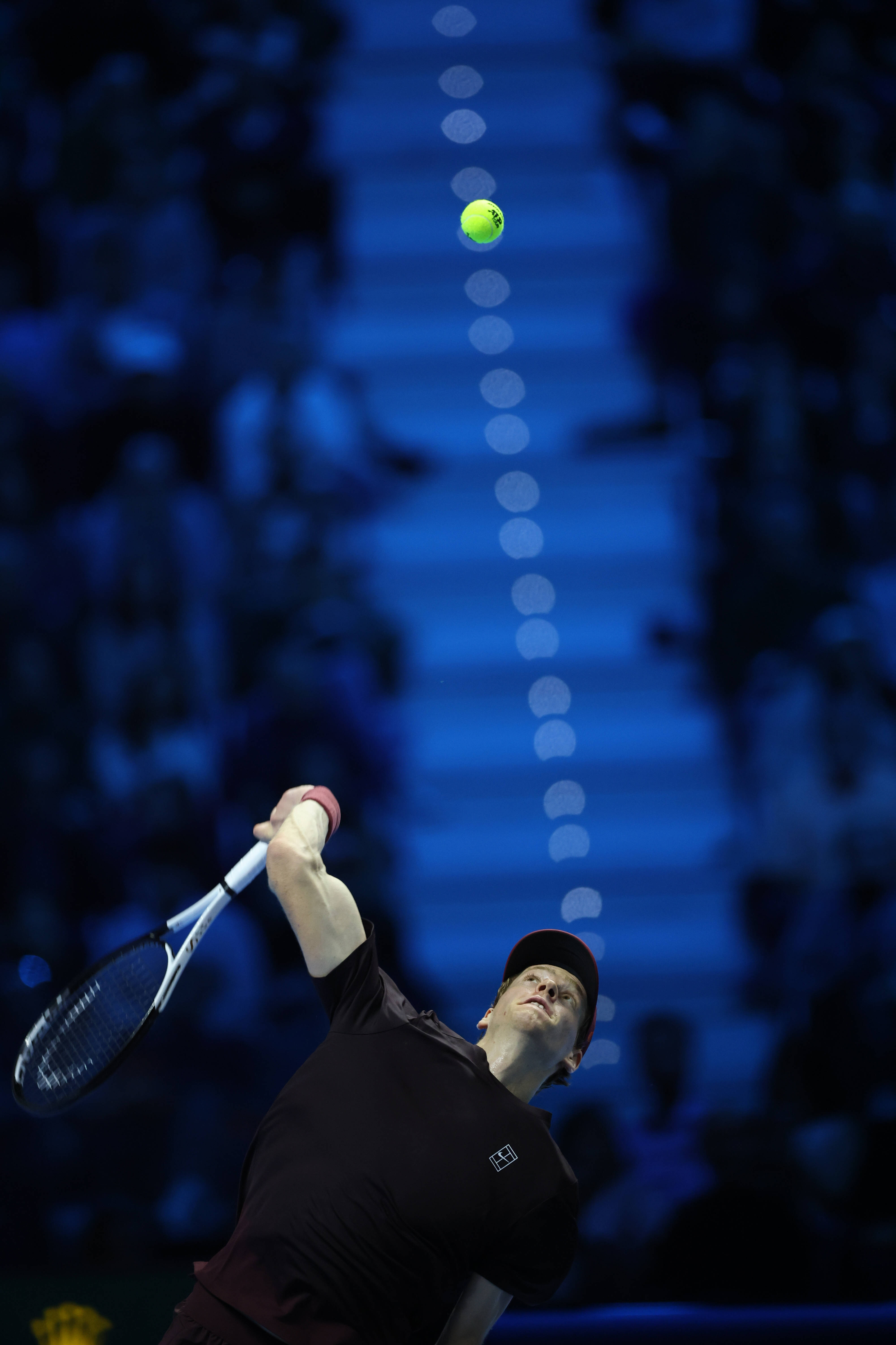 (体育)网球——ATP年终总决赛半决赛:辛纳胜德米纳尔